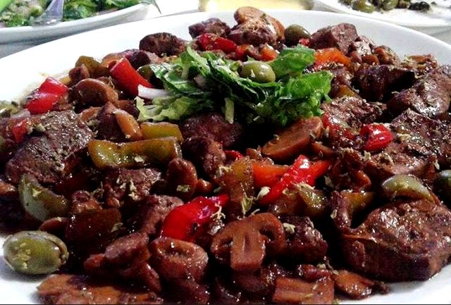 Συκώτι με μανιτάρια ! Συκώτι με μανιτάρια !