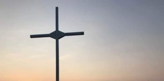 Όποιος Πειράξει τον Σταυρό θα τον @@@@@- Βίντεο – Εδώ Κατοικούν Έλληνες Χριστιανοί Εδώ Κατοικούν Έλληνες Χριστιανοί