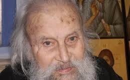 Πώς σώθηκε από αγέλη λύκων μόλις άρχισε να λέει τους Χαιρετισμούς της Παναγίας μας Πώς σώθηκε από αγέλη λύκων μόλις άρχισε να λέει τους Χαιρετισμούς της Παναγίας μας