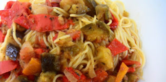 Μακαρονάδα με λαχανικά Μακαρονάδα με λαχανικά