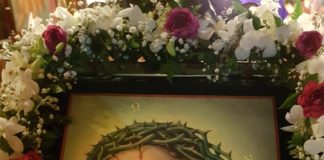 «Ιδού, ο Νυμφίος έρχεται». Ψάλει ο Αρχ. Ιωακείμ Βασιλάκος, Γεν. Αρχιερατικός Επίτροπος Ιεράς Μητροπόλεως Τριπόλεως Λιβύης.