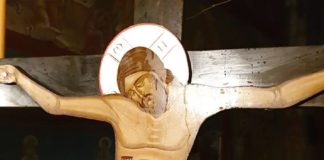 Ρόδος : Μεγάλη Πέμπτη στον Ιδρυματικό Ναό του Αγίου Τρύφωνος. (Φωτογραφίες) Ρόδος : Μεγάλη Πέμπτη στον Ιδρυματικό Ναό του Αγίου Τρύφωνος. (Φωτογραφίες)