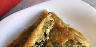 Σπανακοτυρόπιτα ! Σπανακοτυρόπιτα