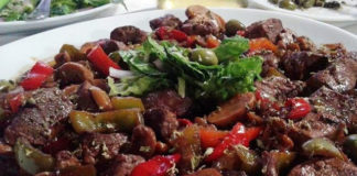 Συκώτι με μανιτάρια ! Συκώτι με μανιτάρια !