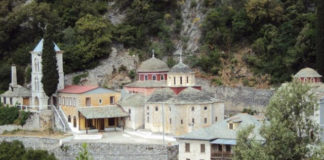 Αληθινή συνάντηση με έναν από τους αόρατους ασκητές του Άθωνα Αληθινή συνάντηση με έναν από τους αόρατους ασκητές του Άθωνα