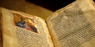 Αποστολικό Ανάγνωσμα Κυριακής Αγίων Πάντων. ( Εβρ. ια 33 – ιβ 2). Αποστολικό Ανάγνωσμα Κυριακής Αγίων Πάντων. ( Εβρ. ια 33 – ιβ 2).