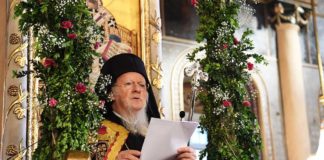 Βολές του Οικ. Πατριάρχη κ.κ. Βαρθολομαίου κατά Πατριαρχείου της Μόσχας Βολές του Οικ. Πατριάρχη κ.κ. Βαρθολομαίου κατά Πατριαρχείου της Μόσχας