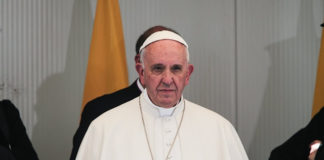 Αλλάζει το «Πάτερ Ημών»: Ποια φράση αντικαθιστά ο Πάπας Φραγκίσκος (Διαδώστε το…) Αλλάζει το «Πάτερ Ημών»: Ποια φράση αντικαθιστά ο Πάπας Φραγκίσκος (Διαδώστε το...)