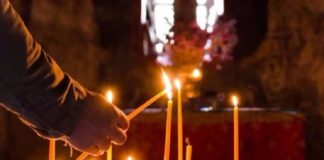 Γέροντα, όταν ανάβουμε ένα κεράκι, λέμε ότι είναι γι’ αυτόν τον σκοπό; Γέροντα, όταν ανάβουμε ένα κεράκι, λέμε ότι είναι γι’ αυτόν τον σκοπό;