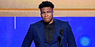 Γιάννης Αντετοκούνμπο : «Ευχαριστώ τον Θεό, την Ελλάδα» Ο συγκλονιστικός λόγος του ! Γιάννης Αντετοκούνμπο : «Ευχαριστώ τον Θεό, την Ελλάδα» Ο συγκλονιστικός λόγος του !