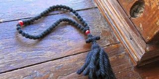 Ένα κομποσχοίνι γλύτωσε μία ψυχή από την κόλαση