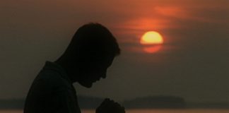 Όταν ο άνθρωπος λυπάται για τις αμαρτίες του… Όταν ο άνθρωπος λυπάται για τις αμαρτίες του…