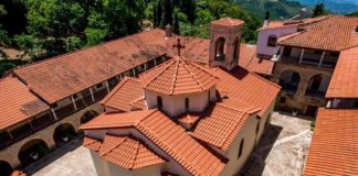 Ιερά Μονή Ομπλού – Η “Γλυκιά Παναγιά” του βουνού που η σκιά της φτάνει στην σύγχρονη Πάτρα (φώτο & video)