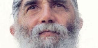 Η Παναγία στέλνει στον Γέροντα Παΐσιο έναν αφανή αναχωρητή του Άθωνα