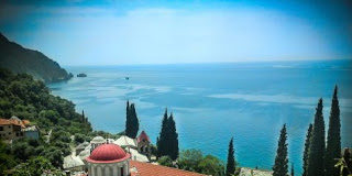 Προσευχή του Αγίου Όρους: «Αν τη λέτε κάθε πρωί τίποτα κακό δεν θα σας αγγίξει!»