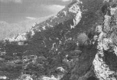 Σαν αυτή την ακρούλα του Αγίου Όρους κάνε το δωμάτιό σου…