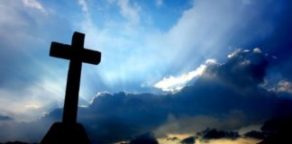 Χριστιανός και Σταυρός