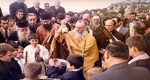 Γέρων Σίμων Αρβανίτης: Αρρώστιες περιμένουν όποιον καταργεί προσευχή και νηστεία