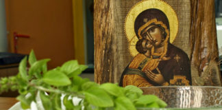 Eίναι παρατηρημένο ότι μόνο ο Ορθόδοξος Αγιασμός διατηρείται χωρίς να χαλάει