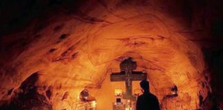 Ο Θεός είναι πάντα μαζί μας