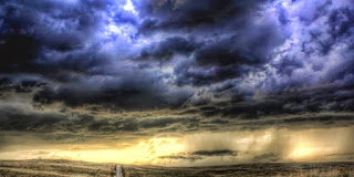 Τι δεν μας αφήνει να σηκώσουμε κεφάλι…