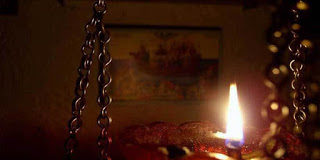 Το λάδι του καντηλιού και ο Αγιασμός θεραπεύουν