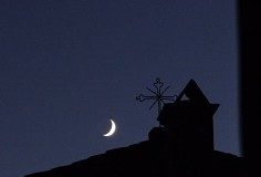 Γέροντα, είναι μερικοί που λένε ότι δεν υπάρχει διάβολος