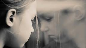 Ενεργεί σαν εργαλείο