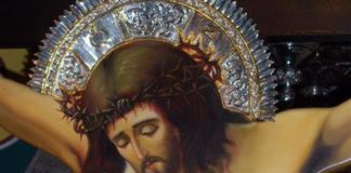 Σήμερον κρεμάται επί ξύλου – ψάλλει ο μακαριστός Αρχιεπίσκοπος Χριστόδουλος