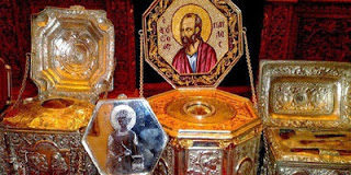 Άγιον Όρος:Αληθινή ιστορία : Τα οστά που ευωδίαζαν