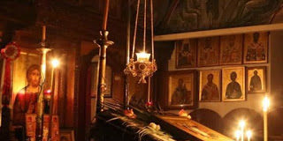 Να ἀγαπήσετε τις ἀγρυπνίες