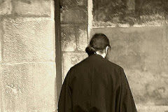 Πριν ανοίξεις το στόμα σου, προσευχήσου, για να μην κατακρίνεις