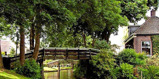 Χτίζετε γέφυρες ή φράκτες;