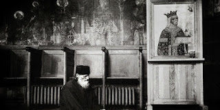 Για χάρη των λίγων