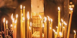 Δια τούτο οφείλομεν αγάπην εις όλους τους ανθρώπους