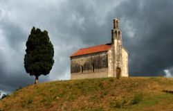 Εκκλησία, το μεγάλο νοσοκομείο