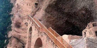 Στρίψε απότομα το τιμόνι