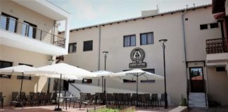 Ψευδή τα δημοσιεύματα για το γηροκομείο- Οι άνθρωποι αυτοί κοινώνησαν 25 Ιουλίου