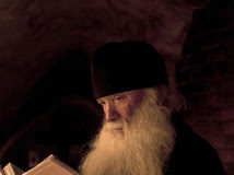 Η μελέτη των θείων Γραφών μας ανακαινίζει και μας καθοδηγεί