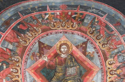 Ο Θεός είναι…..