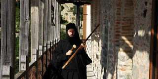 Ἄνθρωπος πού δέν γεύτηκε πειρασμό δέν μπορεῖ νά εἶναι βέβαιος γιά τίς ἀρετές του