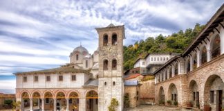 Ευαγγέλιο του 10ου αι. επιστρέφει στη Μονή Εικοσιφοίνισσας