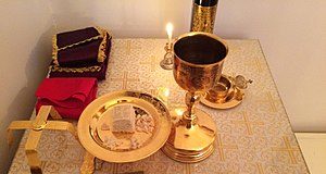 Τι συμβολίζουν τα Ιερά Σκεύη της Θ. Ευχαριστίας;