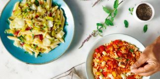 Κριθαράκι με «ντοματοσαλάτα»