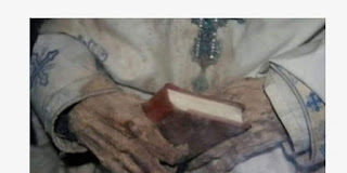 Θαυμαστό γεγονός με το άφθαρτο λείψανο του Γέροντα Βησσαρίωνος Θαυμαστό γεγονός με το άφθαρτο λείψανο του Γέροντα Βησσαρίωνος