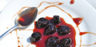 Μοναστηριακή συνταγή : Βύσσινο γλυκό του κουταλιού