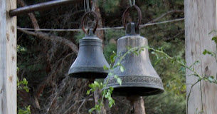 O όσιος Εφραίμ ο Σύρος, αποφάσισε κάποτε ν’ αφήση για λίγο την πολυπόθητη ησυχία του στην έρημο και να κατέβη στην πόλι