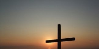 Το μεγαλύτερο θαύμα είναι το πως μας ανέχεται ο Θεός να Τον κοροϊδεύουμε