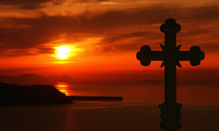 Τα μνημόσυνα ωφελούν μόνο τους νεκρούς