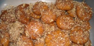 Μελομακάρονα με σιμιγδάλι και αλεύρι